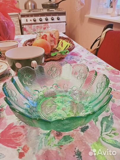 Конфетница цветное стекло. СССР