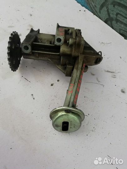 Масляный насос рено меган1 1996-1999 г. в