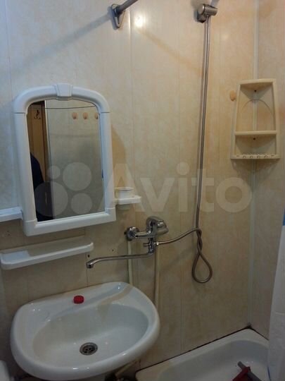 Комната 18 м² в 1-к., 1/5 эт.