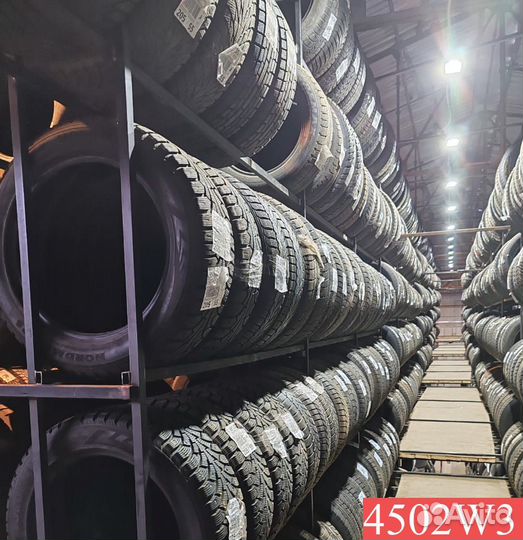 Kumho Crugen Premium KL33 215/55 R18 99N