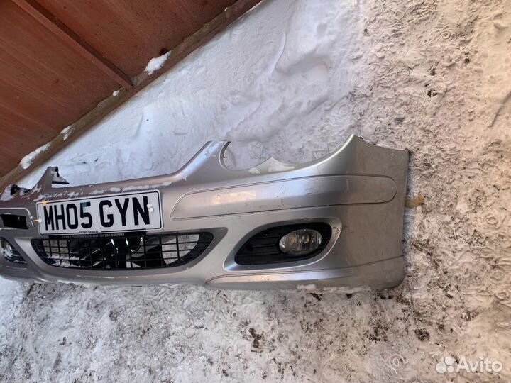 Бампер передний на мерседес CLC w203 CL203