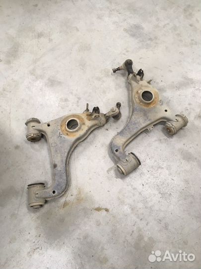 Передний рычаг mercedes w210 правый