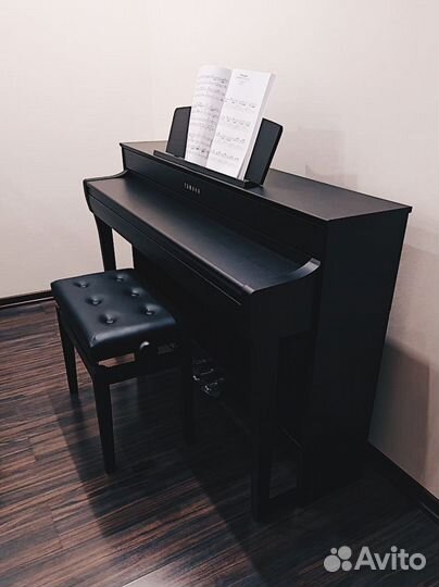 Цифровое пианино yamaha CLP 745 B, в наличии