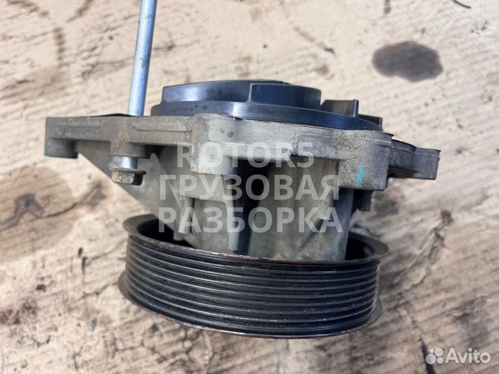 Водяная помпа MAN TGX 2014