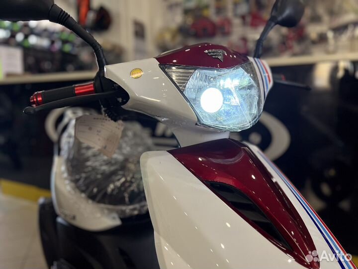 Скутер Vento Corsa 50 (150)