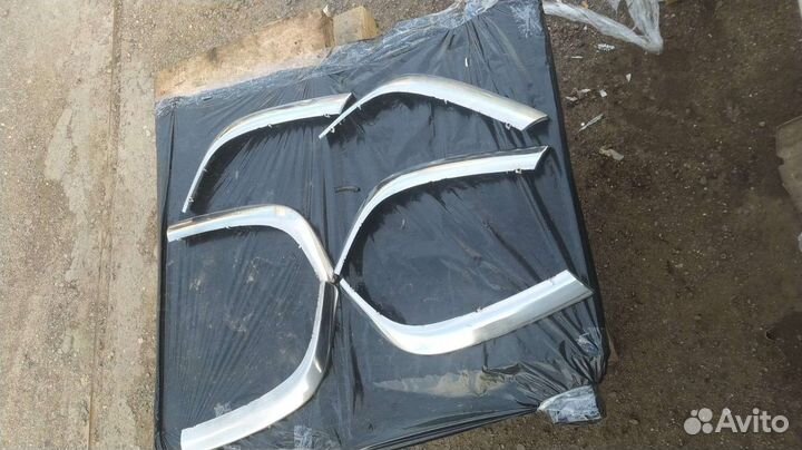 Хром на бампер на Волгу 31105