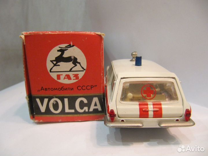 Волга газ 2402 А24. Скорая помощь. Коробка 1983