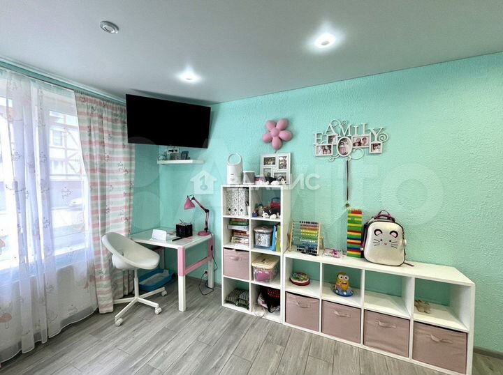 2-к. квартира, 56,1 м², 1/3 эт.