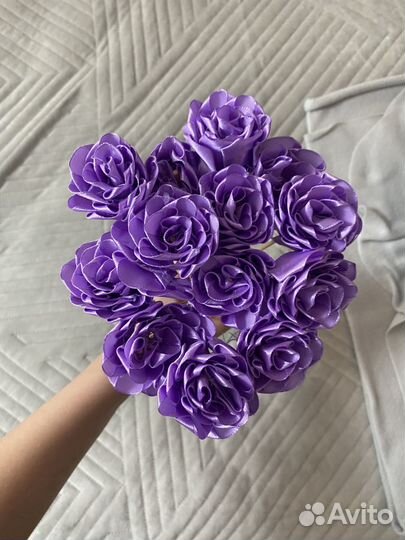 Букет из атласных роз