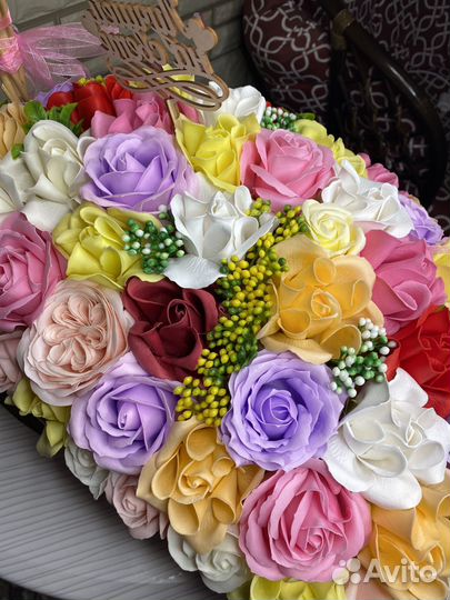 Корзина мыльных роз