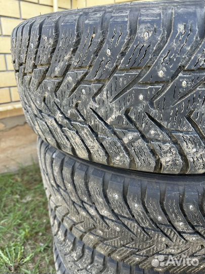 Nokian Tyres Hakkapeliitta 8 SUV 225/60 R17