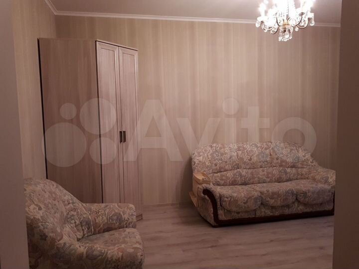 1-к. квартира, 35 м², 4/10 эт.