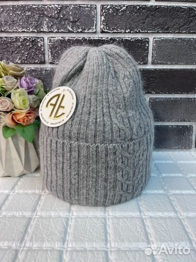 Шапка женская зимняя ангора