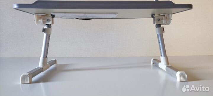 Столик для ноутбука в кровать