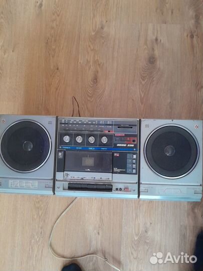 Магнитола Вега 335 с колонками