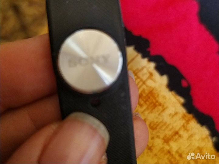 Фитнес браслет sony swr10