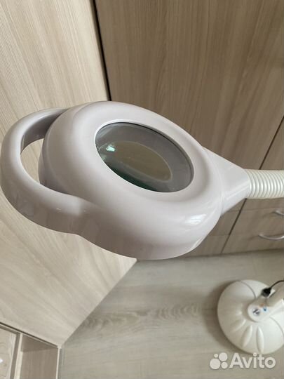 Лампа лупа напольная