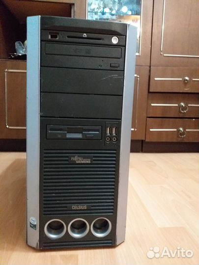 Серверный корпус Fujitsu Siemens Celsius