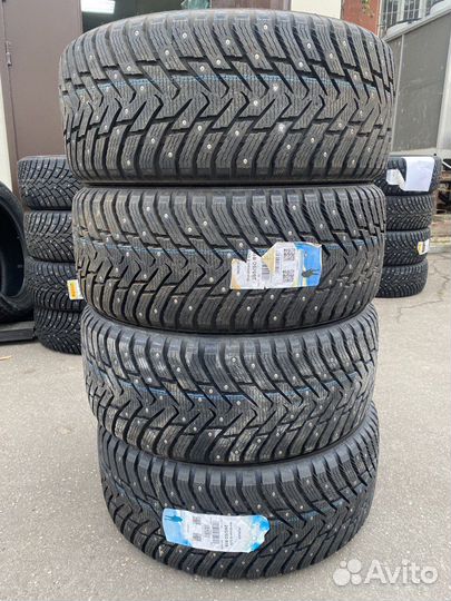 Nokian Tyres Nordman 8 SUV 235/65 R18 110T