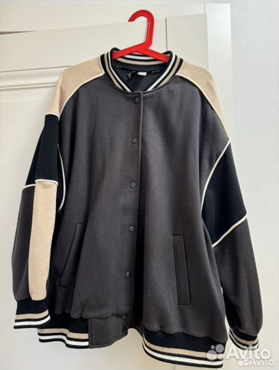 Бомбер женский оверсайз