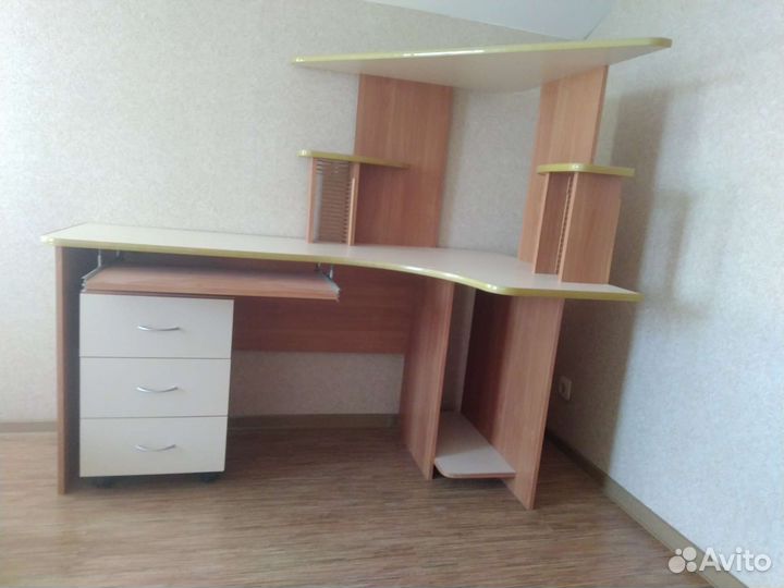 Компьютерный стол бу