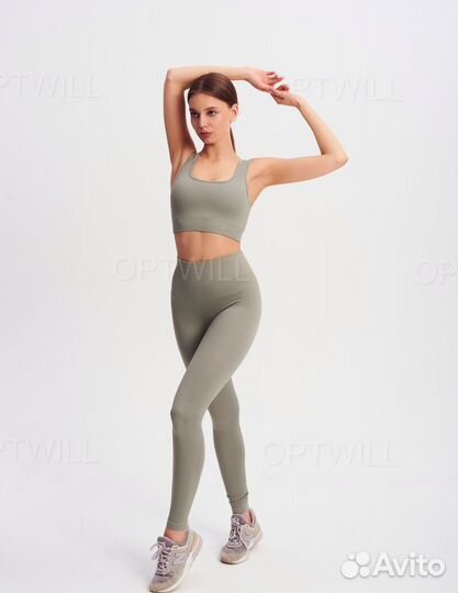 Одежда в рубчик оптом