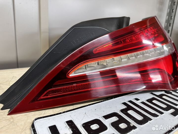 Фонарь правый на Mercedes CLA A117 оригинал