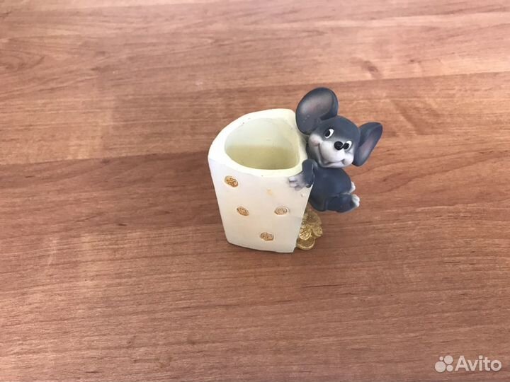 Подставка под ручки, карандаши