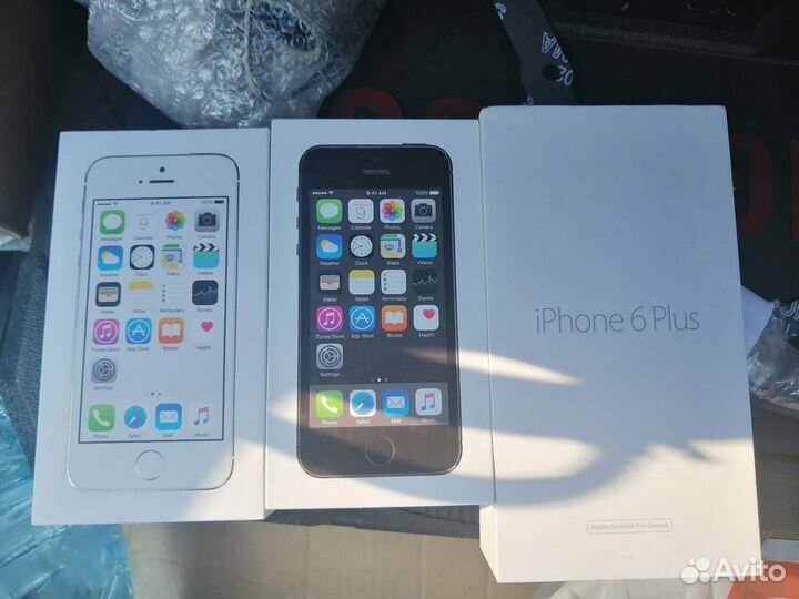 Телефон iPhone коробка