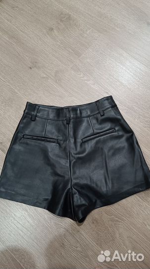 Кожаные шорты 44 46