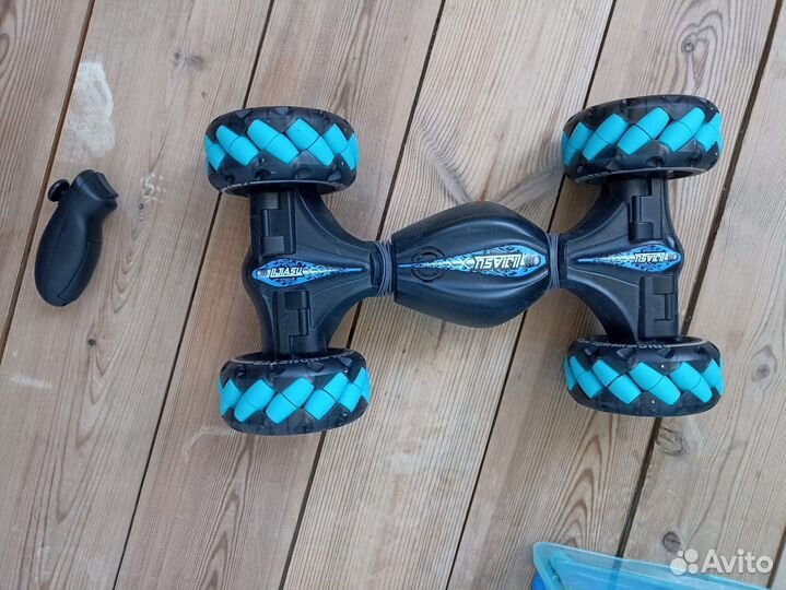 Машина Перевертыш на пульте управления