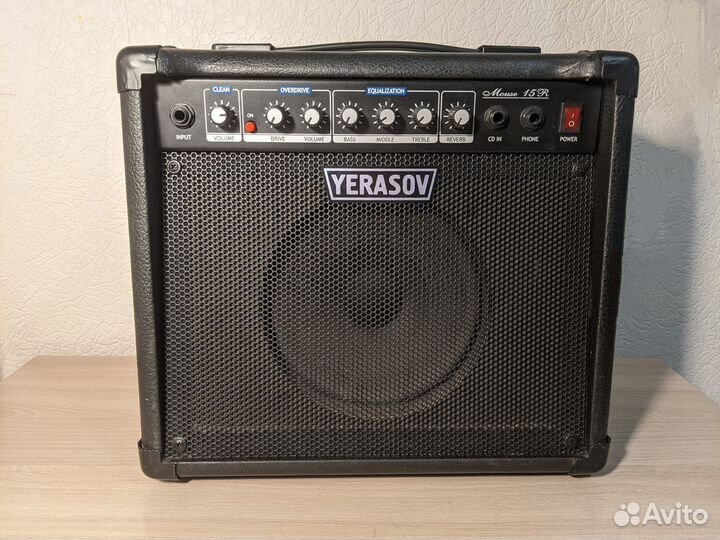 Гитарный комбоусилитель Yerasov Mouse 15R