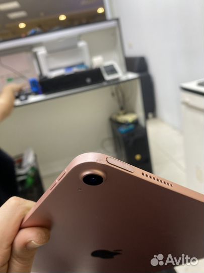 iPad air 4 64gb wi fi