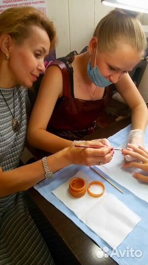 Обучение маникюру, педикюру, наращиванию ногтей