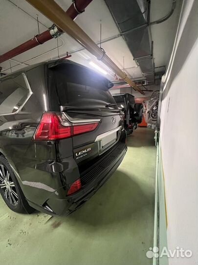 Lexus LX 5.7 AT, 2021, 19 600 км
