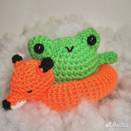 Вязаные игрушки лягушка крючком подарок