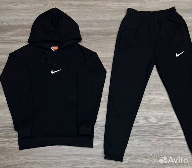 Спортивный костюм Nike мужской