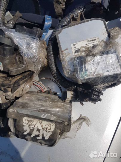 Блок управления на двигатель Опель