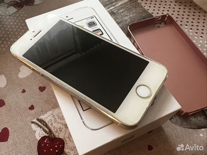 Телефон iPhone 5s