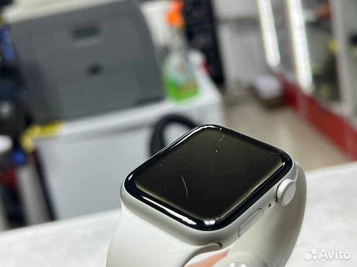 Apple Watch Series SE Gen 2 44 мм (6)