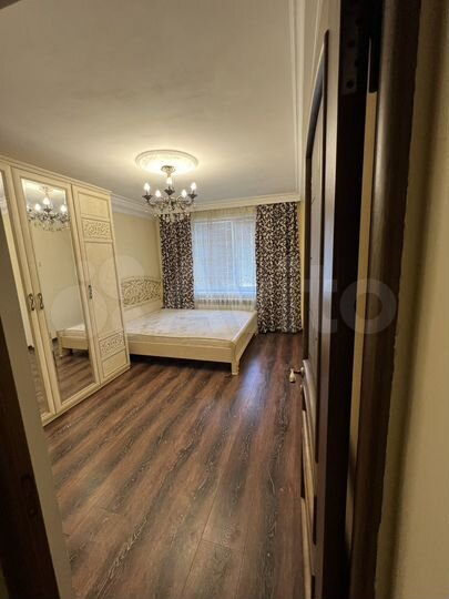 2-к. квартира, 56 м², 1/9 эт.
