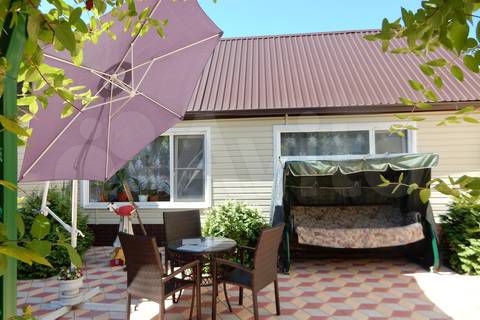 Комната 15 м² в 9-к., 2/2 эт.