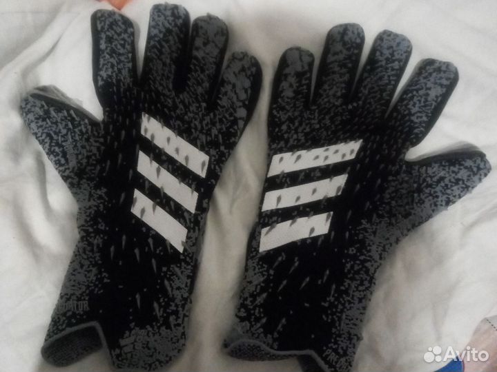 Перчатки