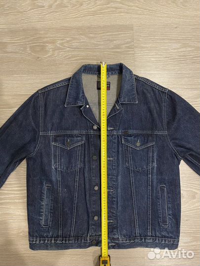 Джинсовая куртка