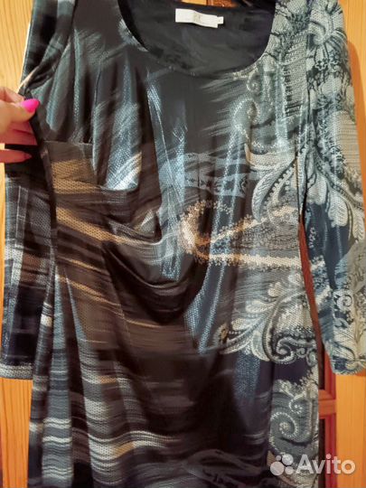 Нарядное женское платье 42 44