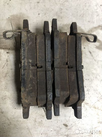 Задние тормозные колодки Hyundai Solaris 2