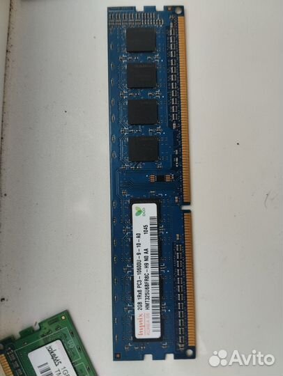 Оперативная память ddr3 1гб+2гб 1333мгц