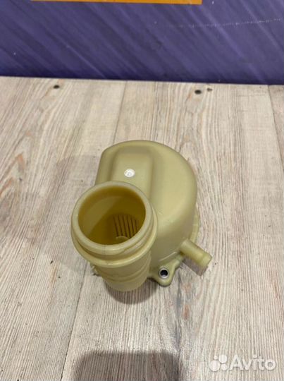 Бачок эгур гур насоса электрогидроусилителя руля R