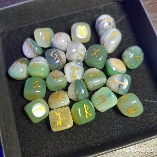 Руны карманные.Зеленый агат