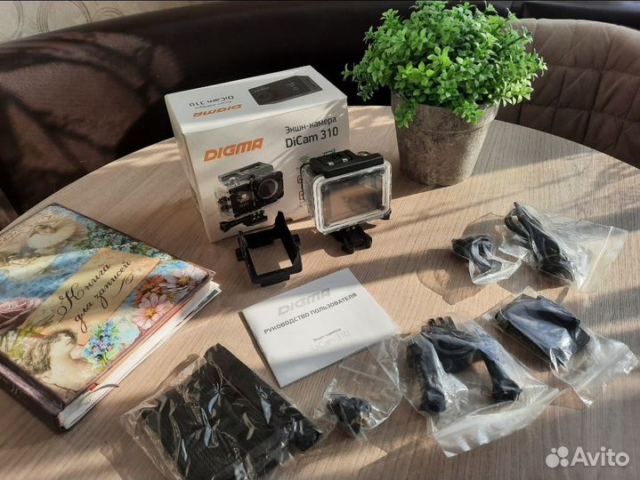 Продается экшн-камера digma DiCam 310